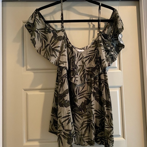 Old Navy Tops - Womens green tropical blouse with cold shoulder sleeve and adjustable straps